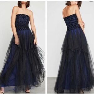 BCBGMAXAZRIA Women's Strapless Embroidered Lace Gown